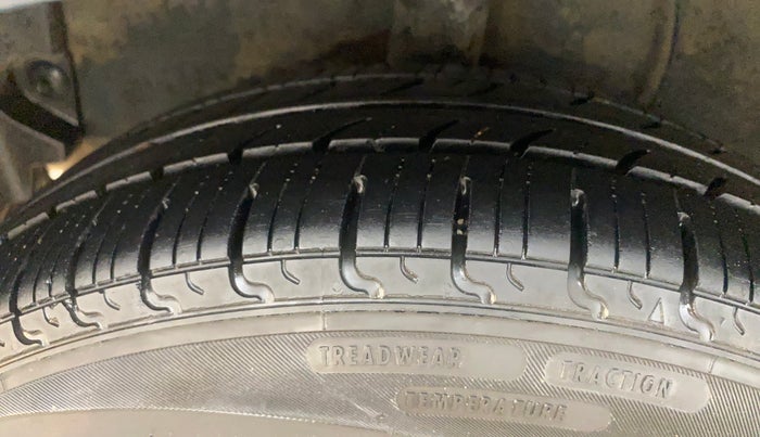 2020 Hyundai GRAND I10 NIOS SPORTZ 1.2 KAPPA VTVT, Petrol, Manual, 61,712 km, Right Rear Tyre Tread