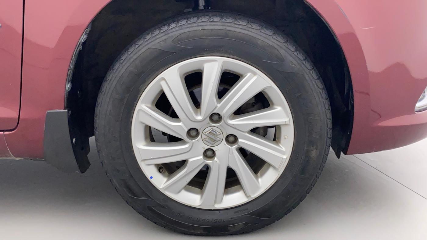 2016 Maruti Swift Dzire ZDI AMT, Diesel, Automatic, 73,341 km, Right Front Wheel