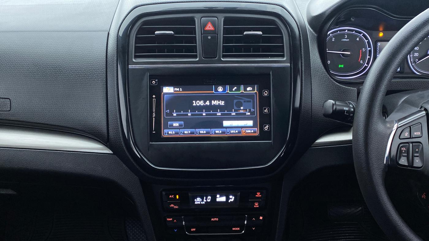 2018 Maruti Vitara Brezza ZDI + AMT, Diesel, Automatic, 91,296 km, Air Conditioner