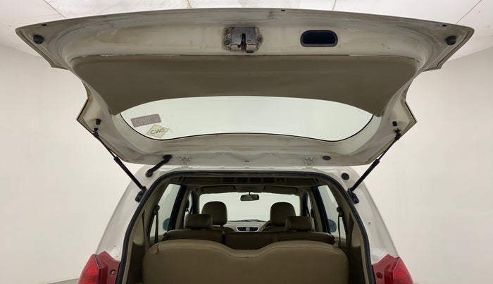 2014 Maruti Ertiga VXI CNG, CNG, Manual, 60,962 km, Boot Door Open