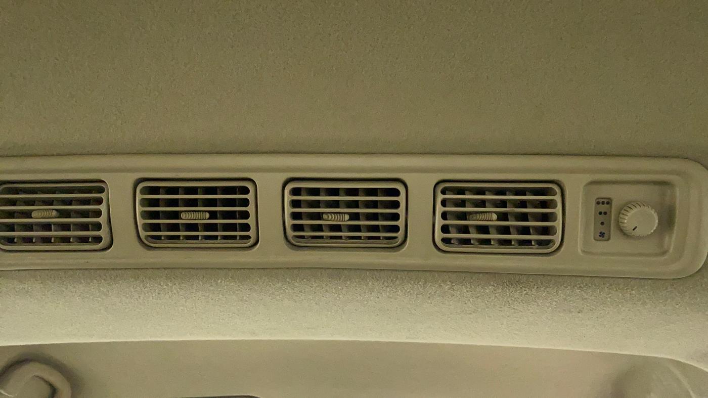 2014 Maruti Ertiga VXI CNG, CNG, Manual, 60,962 km, Rear AC Vents