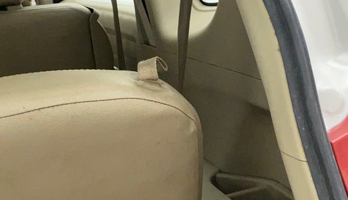 2014 Maruti Ertiga VXI CNG, CNG, Manual, 60,962 km, Third-row right seat - Seat adjuster not working
