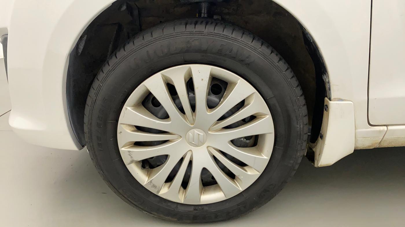 2014 Maruti Ertiga VXI CNG, CNG, Manual, 60,962 km, Left Front Wheel
