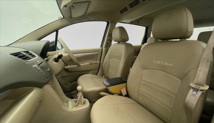 2014 Maruti Ertiga VXI CNG, CNG, Manual, 60,962 km, Right Side Front Door Cabin