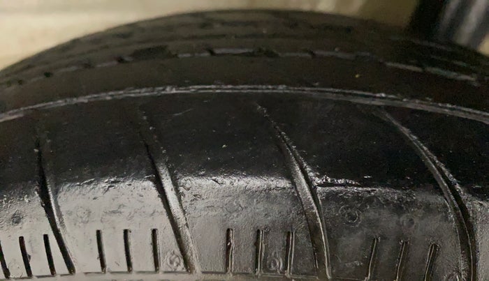 2019 Maruti New Wagon-R LXI CNG (O) 1.0, CNG, Manual, 49,189 km, Left Rear Tyre Tread
