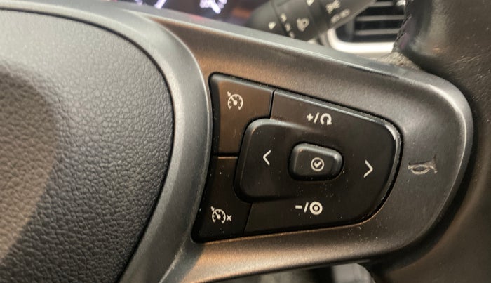 2022 Tata PUNCH CREATIVE  AMT, Petrol, Automatic, 26,293 km, Adaptive Cruise Control