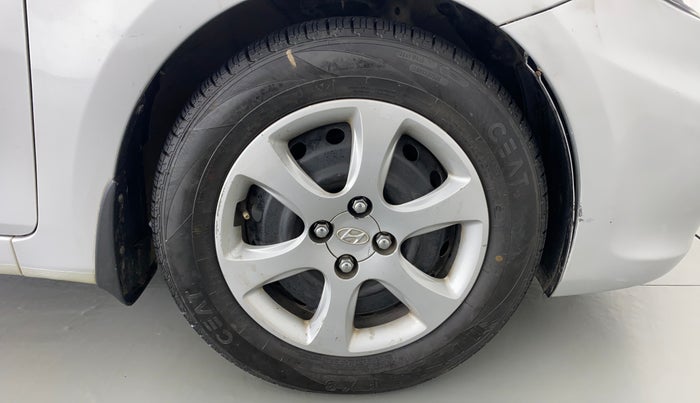 2013 Hyundai Verna FLUIDIC 1.6 EX VTVT, CNG, Manual, 99,128 km, Right Front Wheel