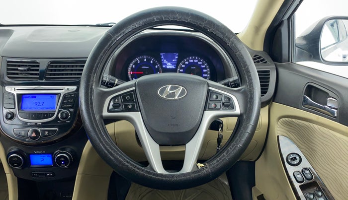 2013 Hyundai Verna FLUIDIC 1.6 EX VTVT, CNG, Manual, 99,128 km, Steering Wheel Close Up