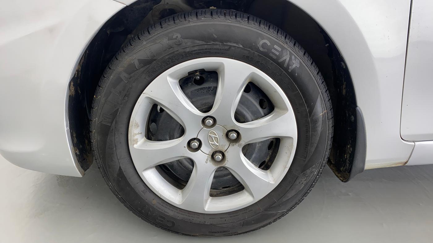 2013 Hyundai Verna FLUIDIC 1.6 EX VTVT, CNG, Manual, 99,128 km, Left Front Wheel
