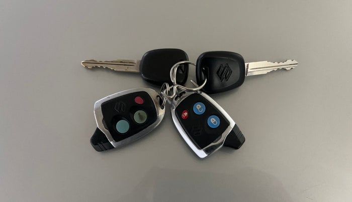 2016 Maruti Celerio VXI, Petrol, Manual, 84,597 km, Key Close Up