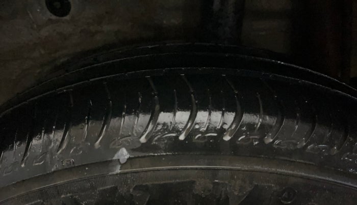 2016 Maruti Celerio VXI, Petrol, Manual, 84,597 km, Left Rear Tyre Tread