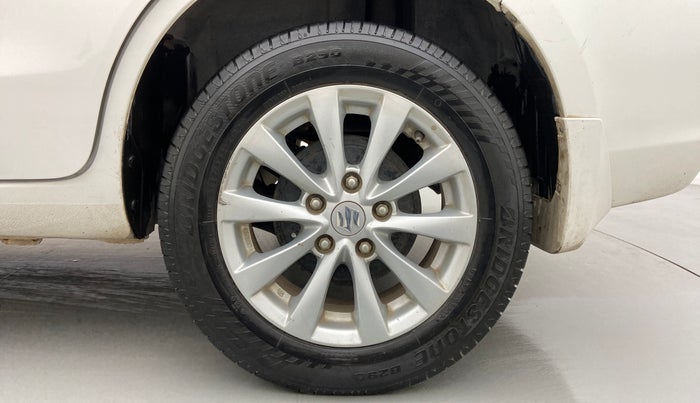 2012 Maruti Ertiga ZXI, Petrol, Manual, 74,927 km, Left Rear Wheel