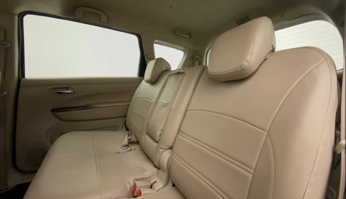 2012 Maruti Ertiga ZXI, Petrol, Manual, 74,927 km, Right Side Rear Door Cabin
