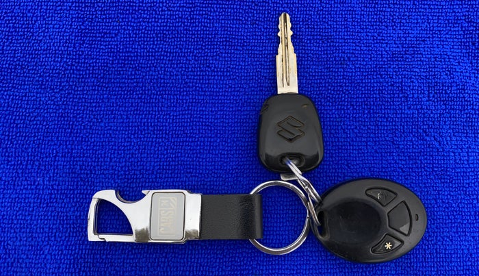 2011 Maruti Alto K10 VXI, Petrol, Manual, 88,140 km, Key Close Up