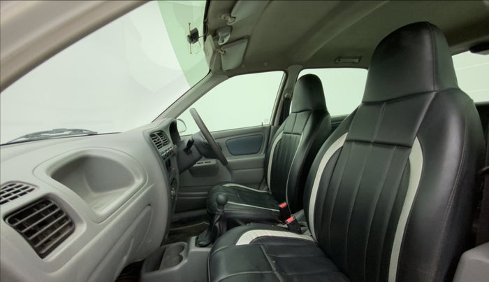 2011 Maruti Alto K10 VXI, Petrol, Manual, 88,140 km, Right Side Front Door Cabin