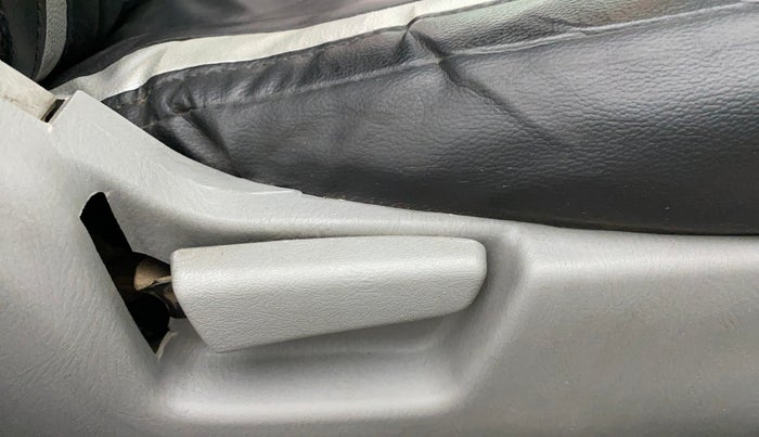 2011 Maruti Alto K10 VXI, Petrol, Manual, 88,140 km, Driver Side Adjustment Panel