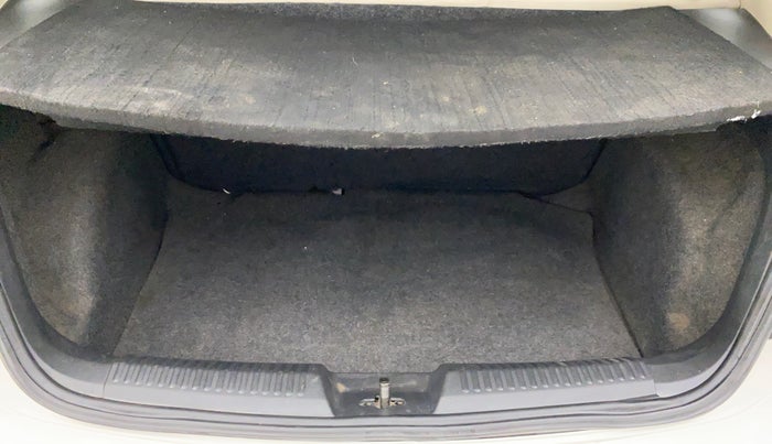 2010 Volkswagen Polo TRENDLINE 1.2L PETROL, Petrol, Manual, 1,02,504 km, Boot Inside
