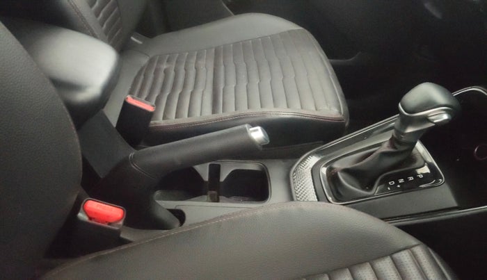 2022 KIA SONET GTX PLUS 1.5 AT, Diesel, Automatic, 67,849 km, Gear Lever