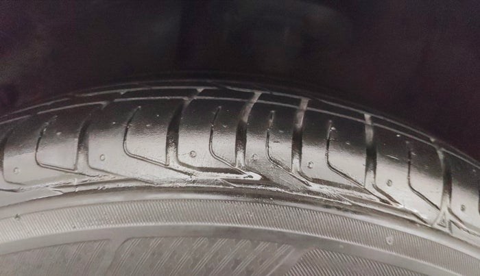 2022 KIA SONET GTX PLUS 1.5 AT, Diesel, Automatic, 67,849 km, Left Front Tyre Tread