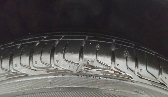 2022 KIA SONET GTX PLUS 1.5 AT, Diesel, Automatic, 67,849 km, Right Front Tyre Tread