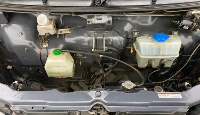 2011 Maruti Eeco 5 STR, Petrol, Manual, 1,08,772 km, Open Bonet