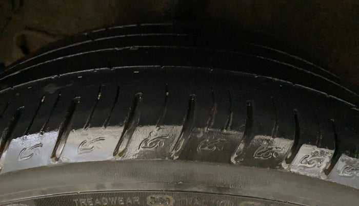 2021 KIA SONET HTX 1.0 IMT, Petrol, Manual, 77,311 km, Right Rear Tyre Tread