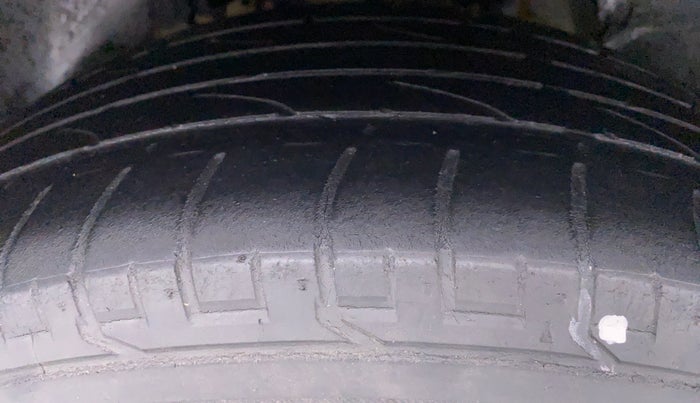 2016 Hyundai Creta 1.6 SX PLUS AUTO PETROL, Petrol, Automatic, 74,898 km, Left Rear Tyre Tread