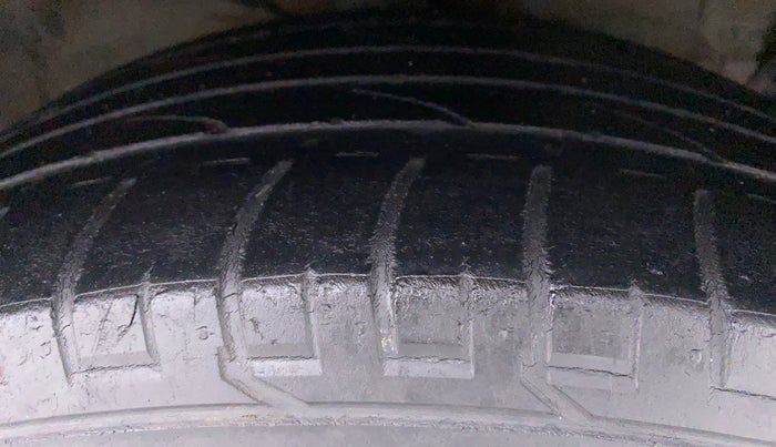 2016 Hyundai Creta 1.6 SX PLUS AUTO PETROL, Petrol, Automatic, 74,898 km, Right Front Tyre Tread