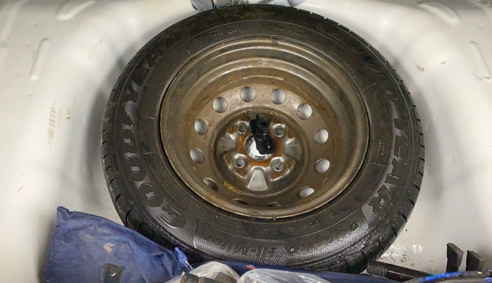 2013 Hyundai Eon ERA +, Petrol, Manual, 62,640 km, Spare Tyre