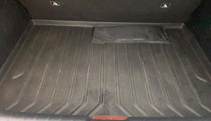 2021 KIA SONET HTX 1.0 IMT, Petrol, Manual, 50,394 km, Boot Inside