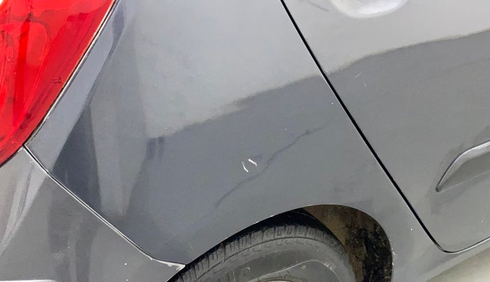 2011 Hyundai i10 MAGNA 1.2, Petrol, Manual, 1,20,084 km, Right quarter panel - Slightly dented