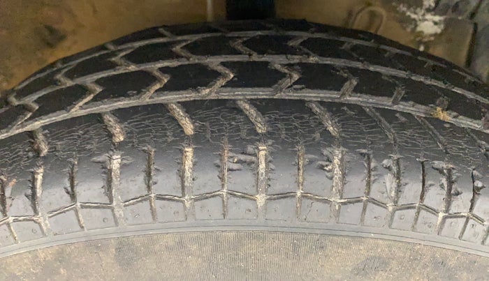 2012 Maruti Swift Dzire VDI, Diesel, Manual, 76,076 km, Right Front Tyre Tread