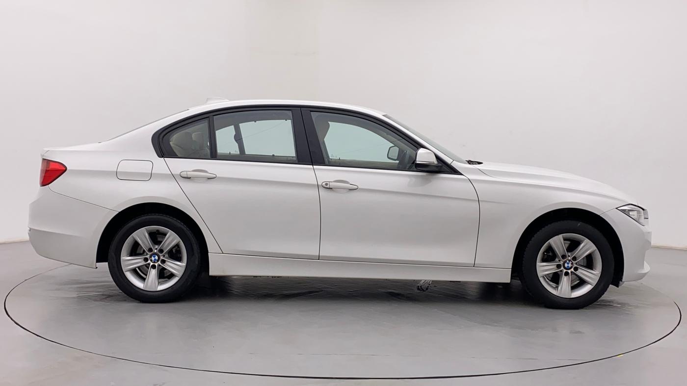2015 BMW 3 Series 320D, Diesel, Automatic, 34,232 km, Right Side