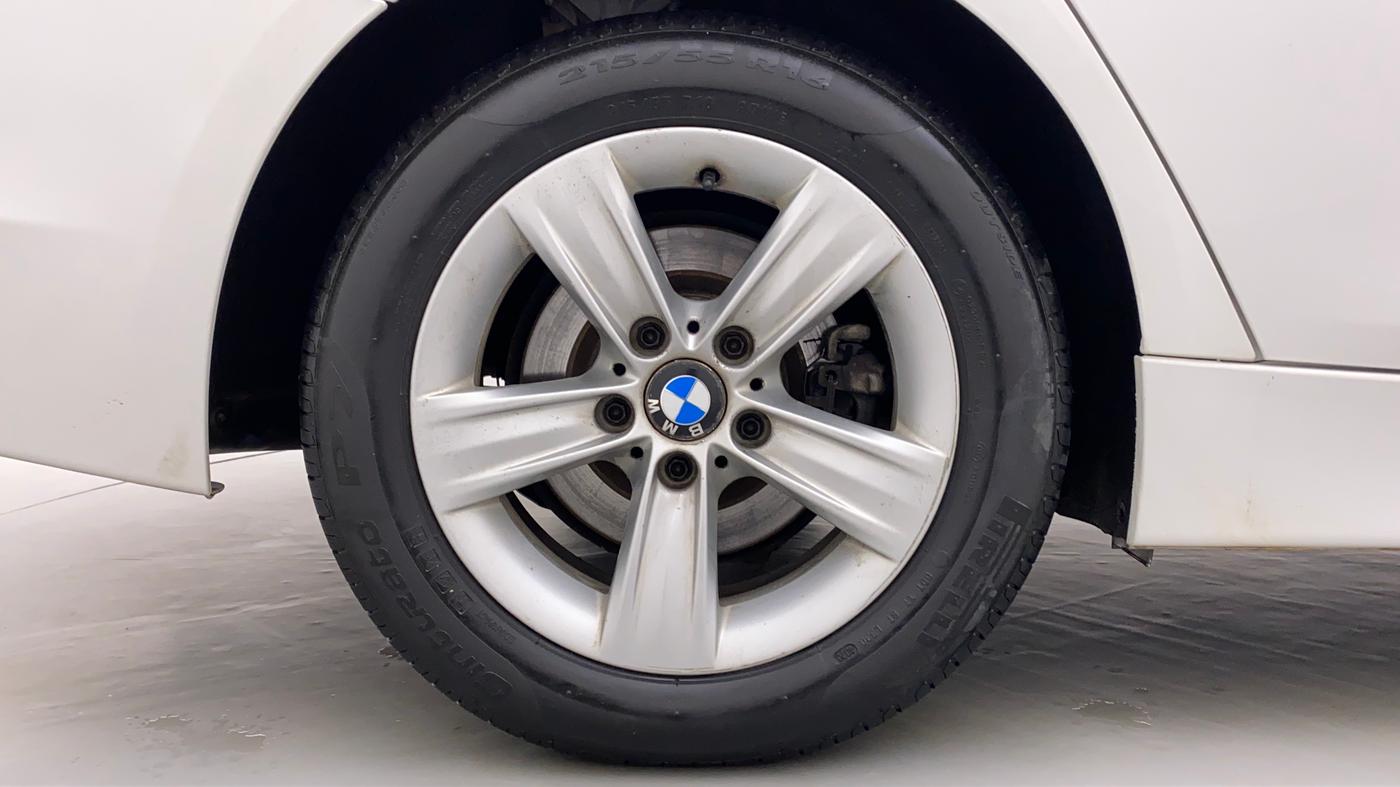 2015 BMW 3 Series 320D, Diesel, Automatic, 34,232 km, Right Rear Wheel