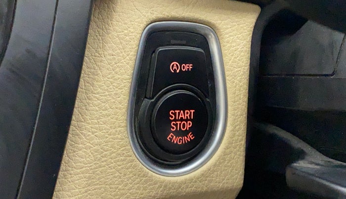 2015 BMW 3 Series 320D, Diesel, Automatic, 34,232 km, Keyless Start/ Stop Button