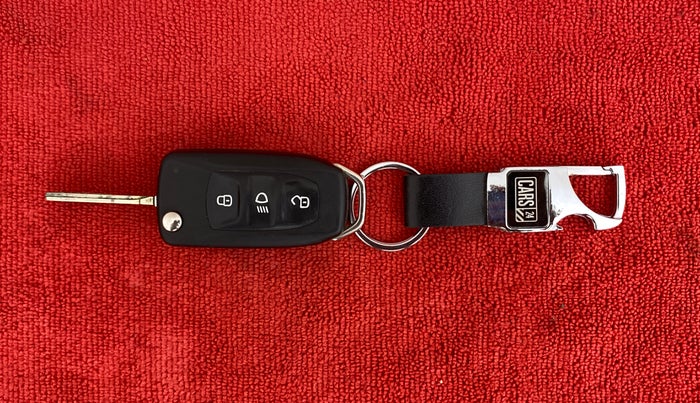 2019 Tata TIAGO NRG PETROL, Petrol, Manual, 45,262 km, Key Close Up