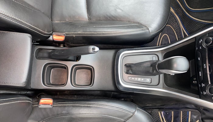 2020 Maruti S Cross ALPHA 1.5, Petrol, Manual, 47,280 km, Gear Lever