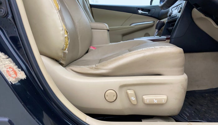 2012 Toyota Camry 2.5L AT, Petrol, Automatic, 1,07,423 km, Driver Side Adjustment Panel