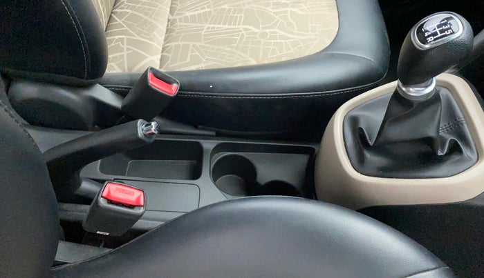 2019 Hyundai Grand i10 SPORTZ 1.2 KAPPA VTVT, Petrol, Manual, 20,848 km, Gear Lever