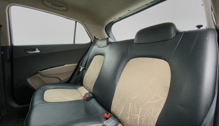 2019 Hyundai Grand i10 SPORTZ 1.2 KAPPA VTVT, Petrol, Manual, 20,848 km, Right Side Rear Door Cabin