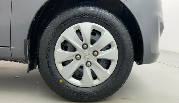 2011 Hyundai i10 MAGNA 1.2 KAPPA2, Petrol, Manual, 74,278 km, Right Front Tyre
