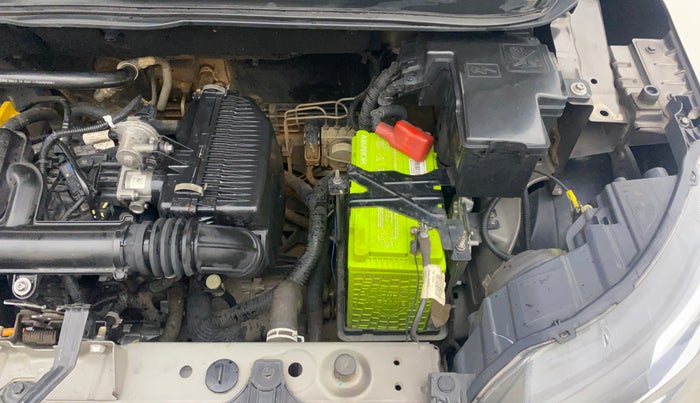 2022 Renault TRIBER RXZ, Petrol, Manual, 75,598 km, Engine View - Left