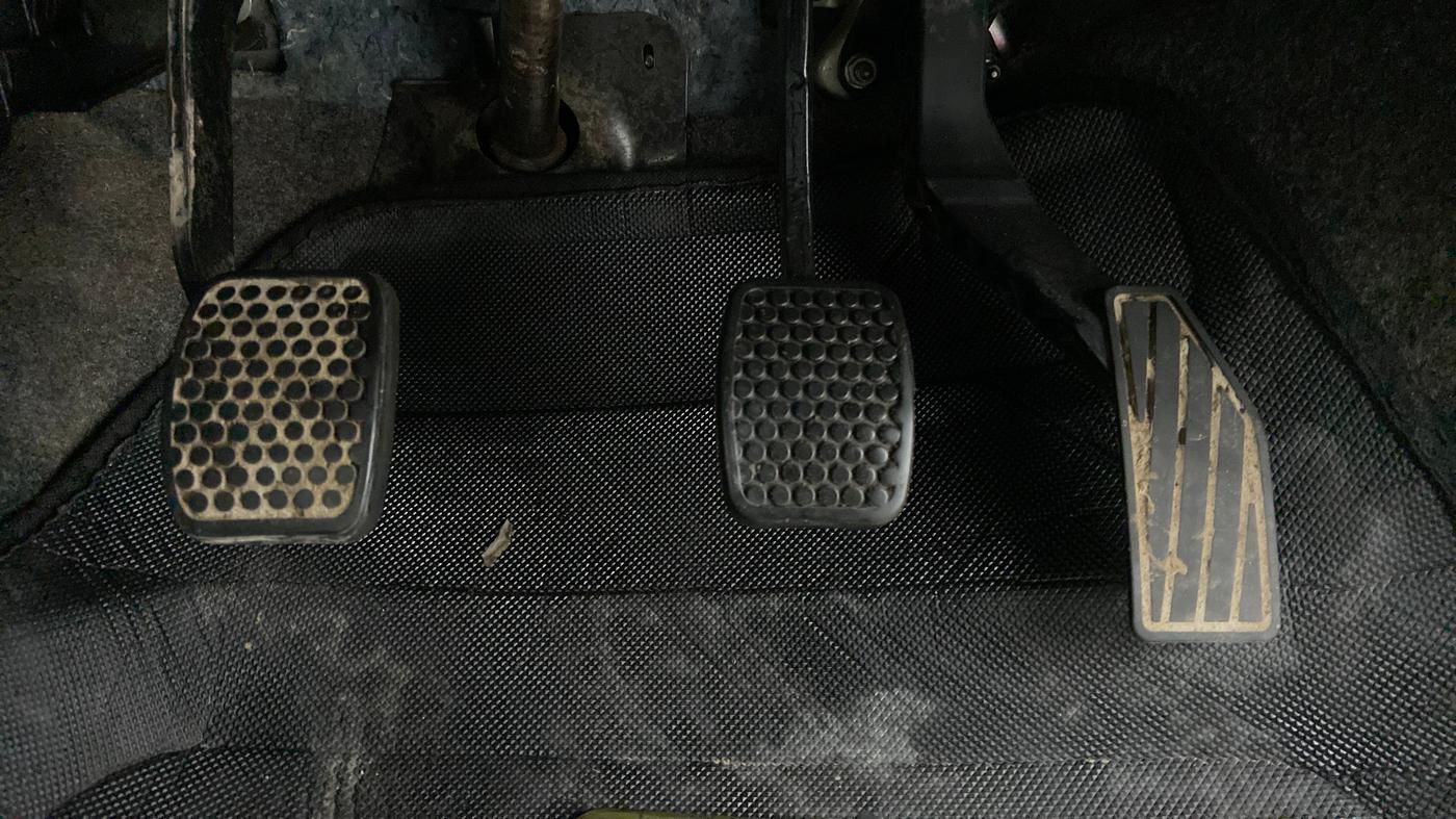 2021 Maruti Alto LXI, Petrol, Manual, 12,229 km, Pedals