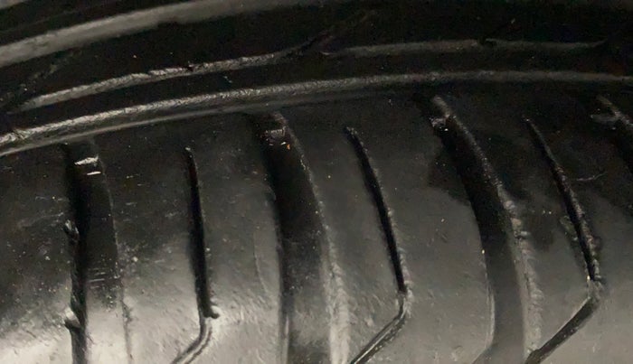 2019 Jeep Compass LIMITED PLUS DIESEL, Diesel, Manual, 86,158 km, Right Rear Tyre Tread