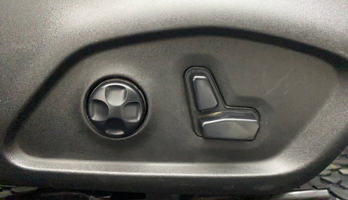 2019 Jeep Compass LIMITED PLUS DIESEL, Diesel, Manual, 86,158 km, Driver Side Adjustment Panel