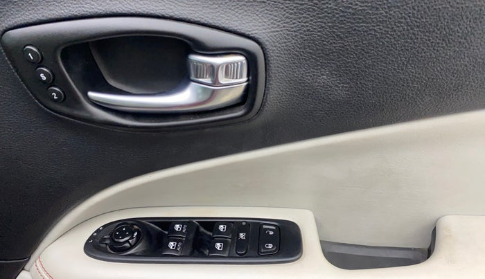 2019 Jeep Compass LIMITED PLUS DIESEL, Diesel, Manual, 86,158 km, Driver Side Door Panels Control
