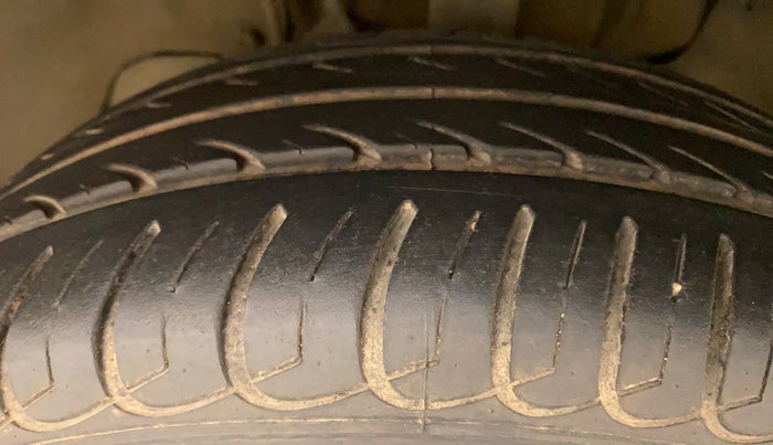 2016 Tata Tiago XZ PETROL, Petrol, Manual, 42,772 km, Left Front Tyre Tread