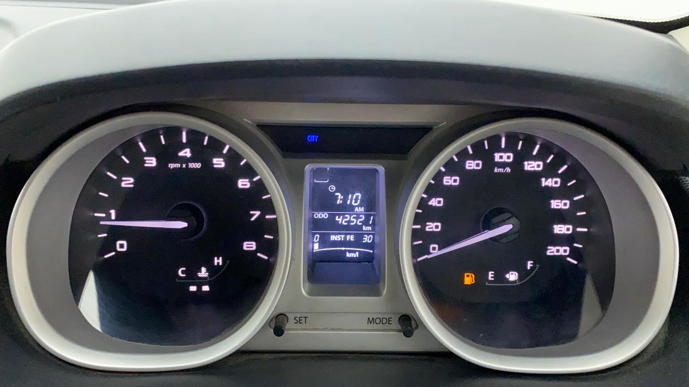 2016 Tata Tiago XZ PETROL, Petrol, Manual, 42,772 km, Odometer Image