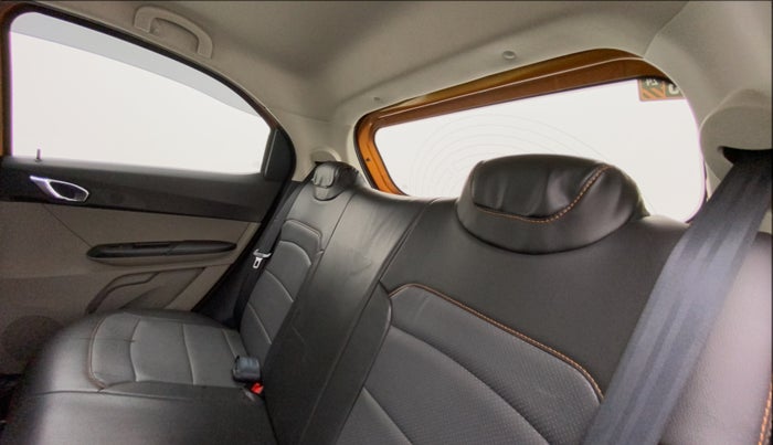 2016 Tata Tiago XZ PETROL, Petrol, Manual, 42,772 km, Right Side Rear Door Cabin