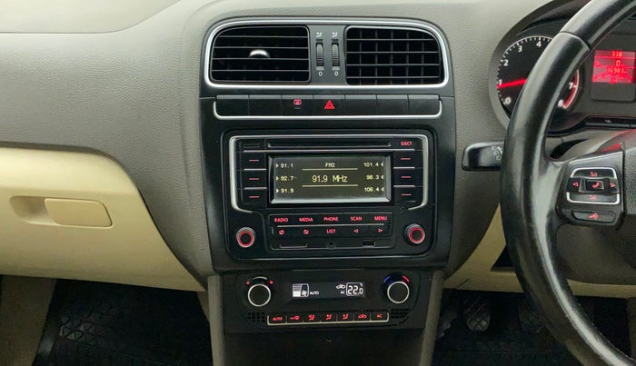2013 Volkswagen Vento HIGHLINE 1.6 MPI, Petrol, Manual, 36,982 km, Air Conditioner